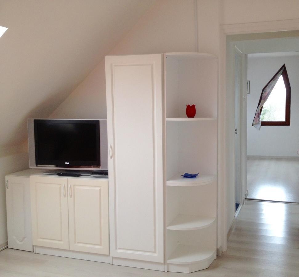 Flair Apartmanház Eger Esterno foto