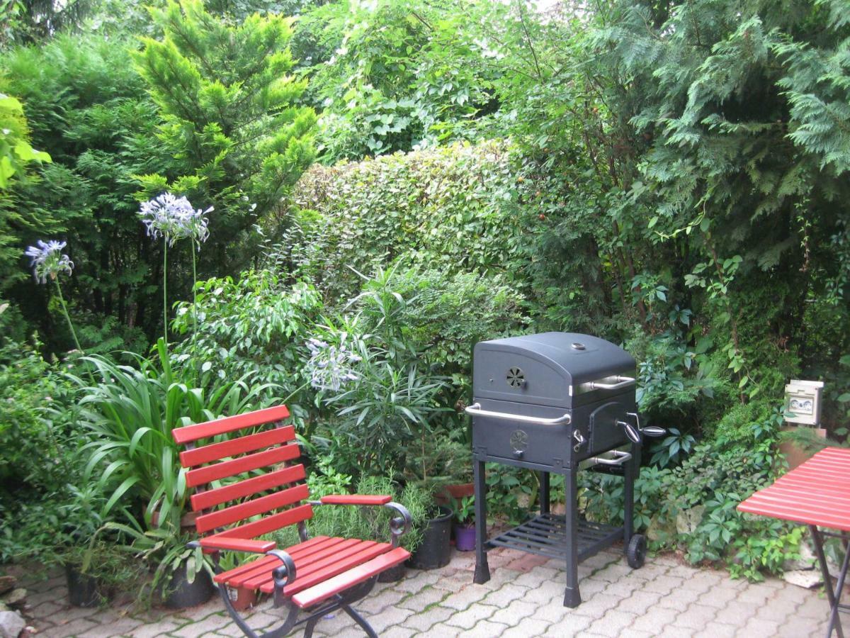 Flair Apartmanház Eger Esterno foto